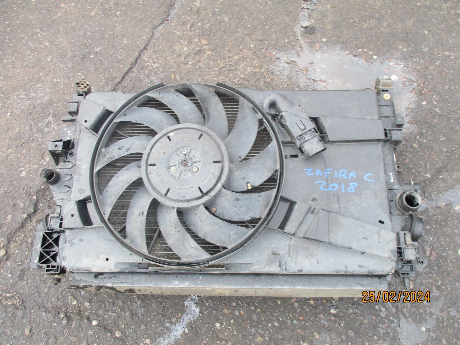 VAUXHALL ZAFIRA C 2018 1.6 DIESEL COMPLETE RADPACK RADIATOR 427460812 RP 16