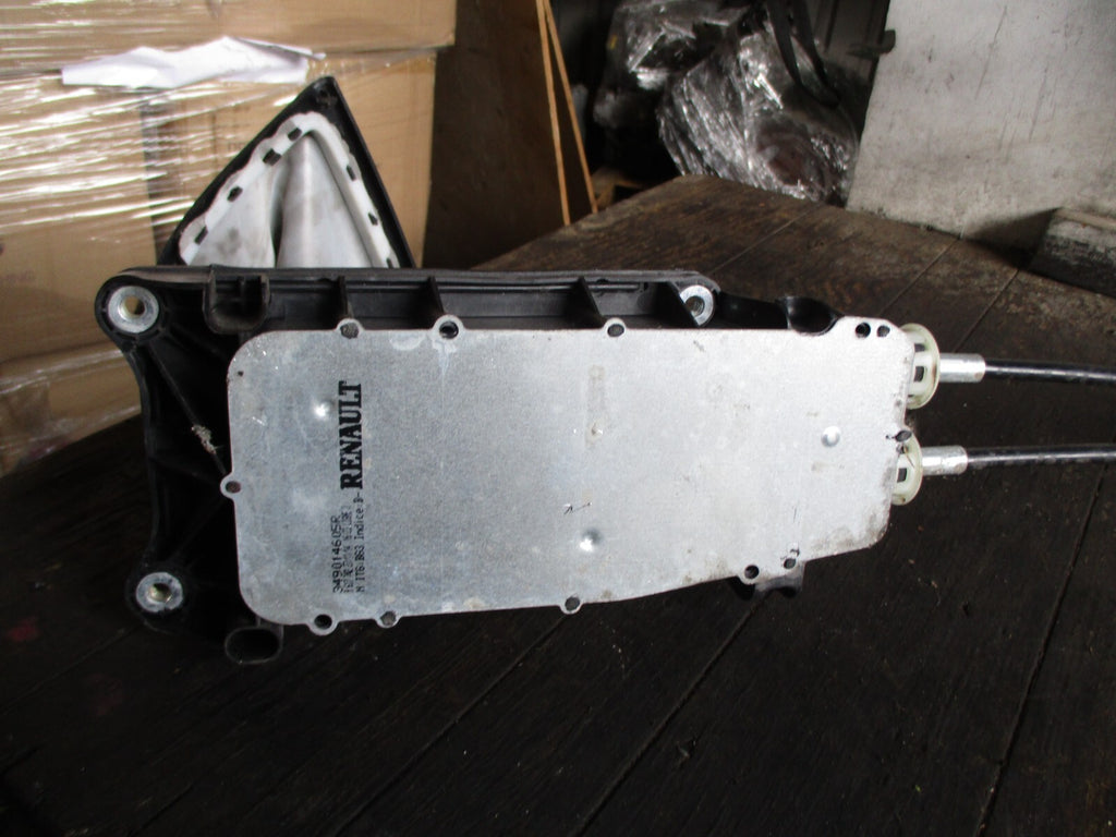 RENAULT CLIO MK4 2014 5 SPEED MANUAL GEARSTICK GEARSHIFTER