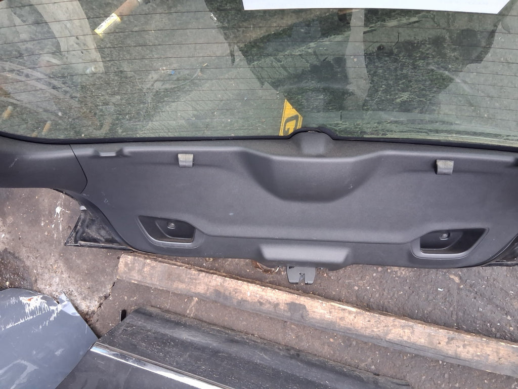 2014 PEUGEOT 208 COMPLETE REAR BOOTLID TAILGATE PEARL BLACK KTV
