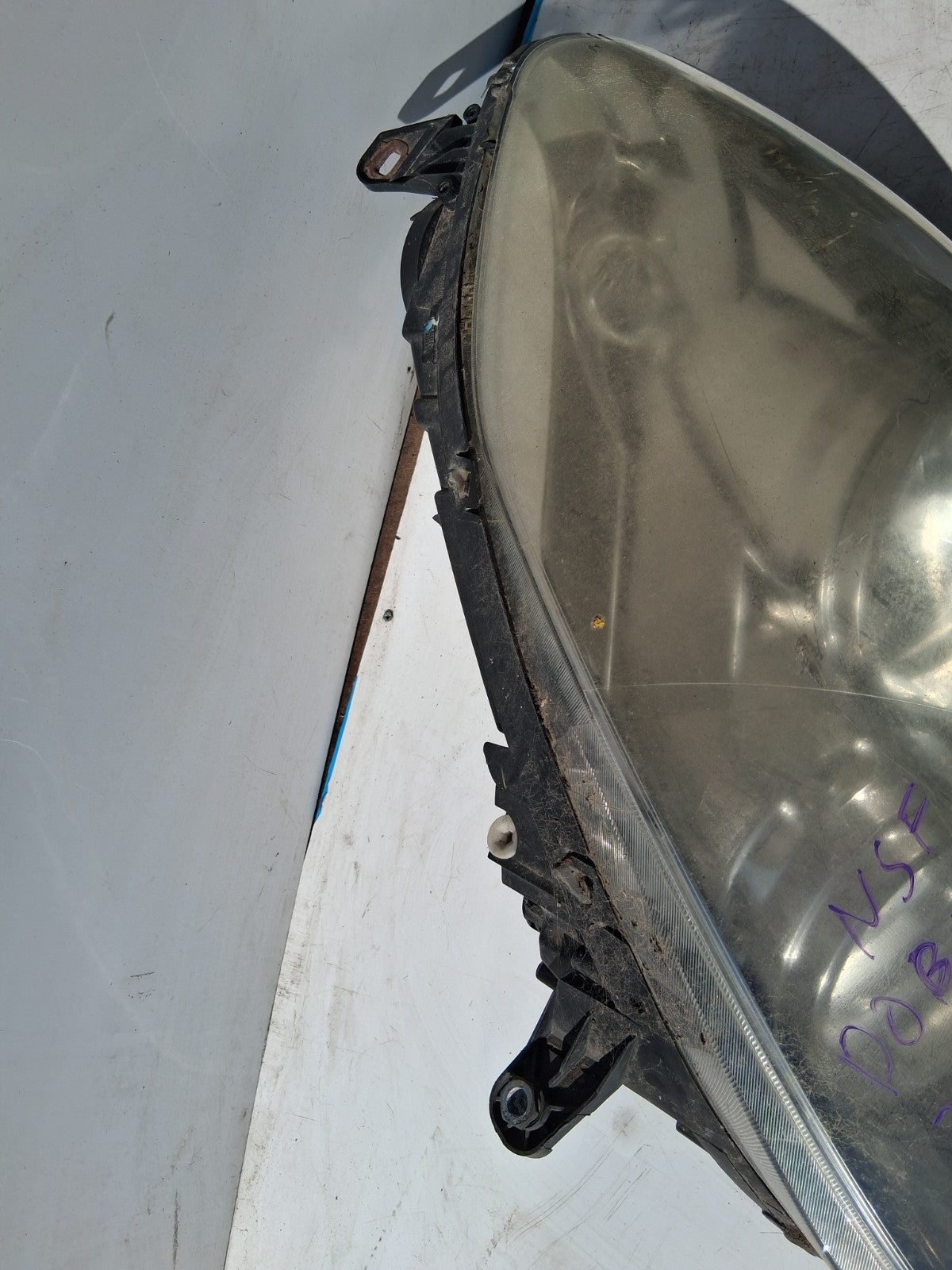 2013 FIAT DOBLO NSF NEAR LEFT PASSENGER SIDE FRONT HEADLIGHT HEADLAMP 51817939