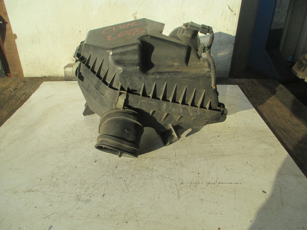 HONDA CIVIC 2006 MK8 AIR FILTER BOX 99TDE40