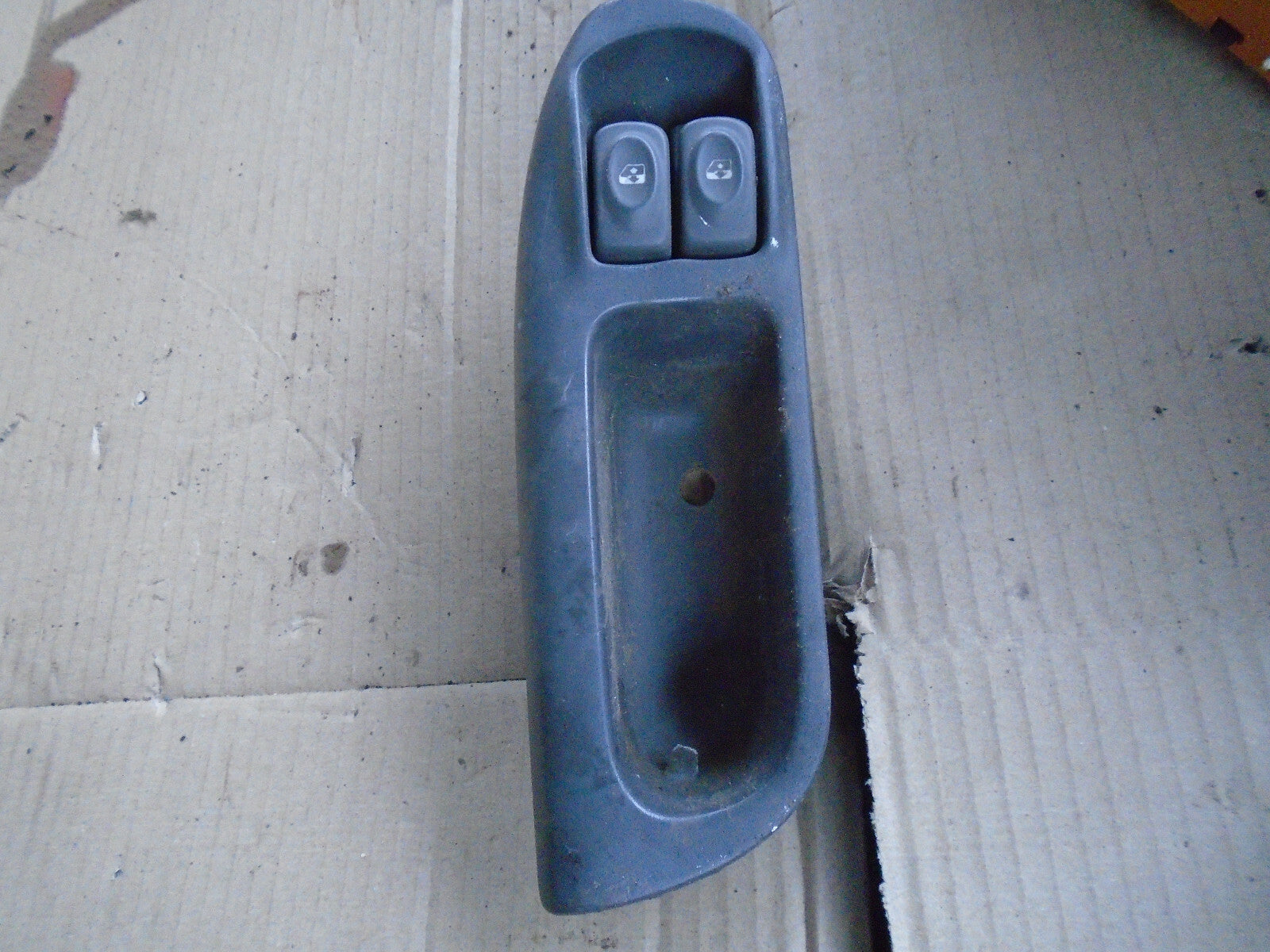 RENAULT MEGANE SCENIC 2003 OSF DRIVER SIDE FRONT WINDOW SWITCH
