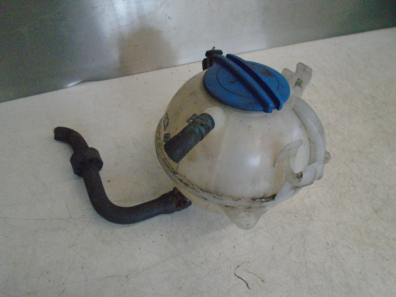 VW VOLKSWAGEN GOLF MK5 2009 COOLANT EXPANSION TANK BOTTLE