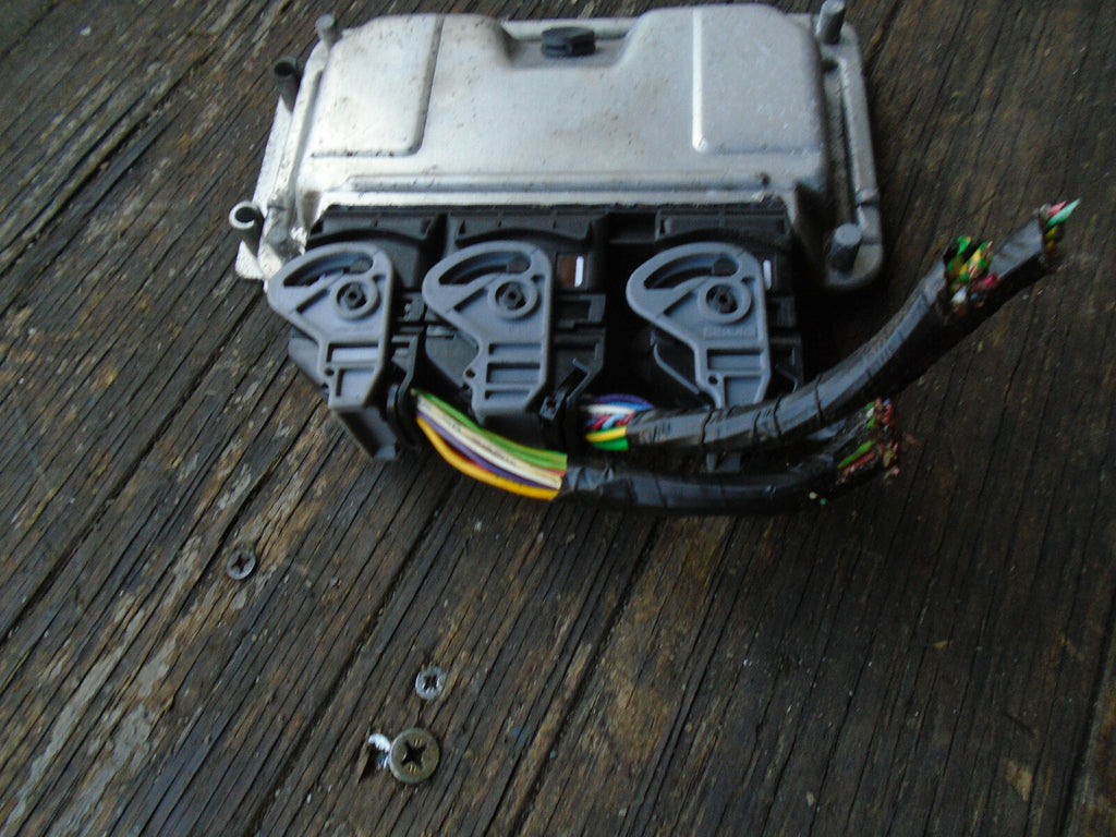 CITROEN XSARA PICASSO 2005 1.6 DIESEL ECU ENGINE CONTROL MODULE UNIT 9653492680