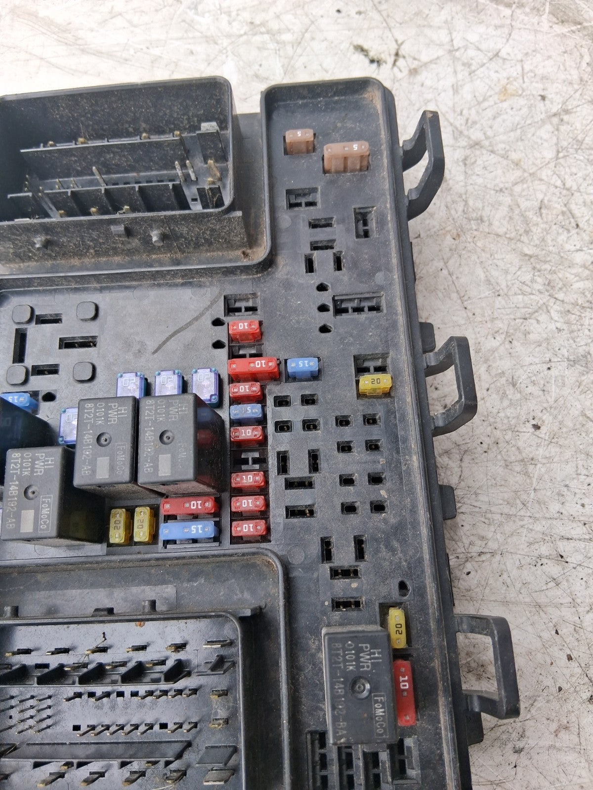 2017 FORD MONDEO BODY CONTROL MODULE FUSE BOX FG9T14A067ZA