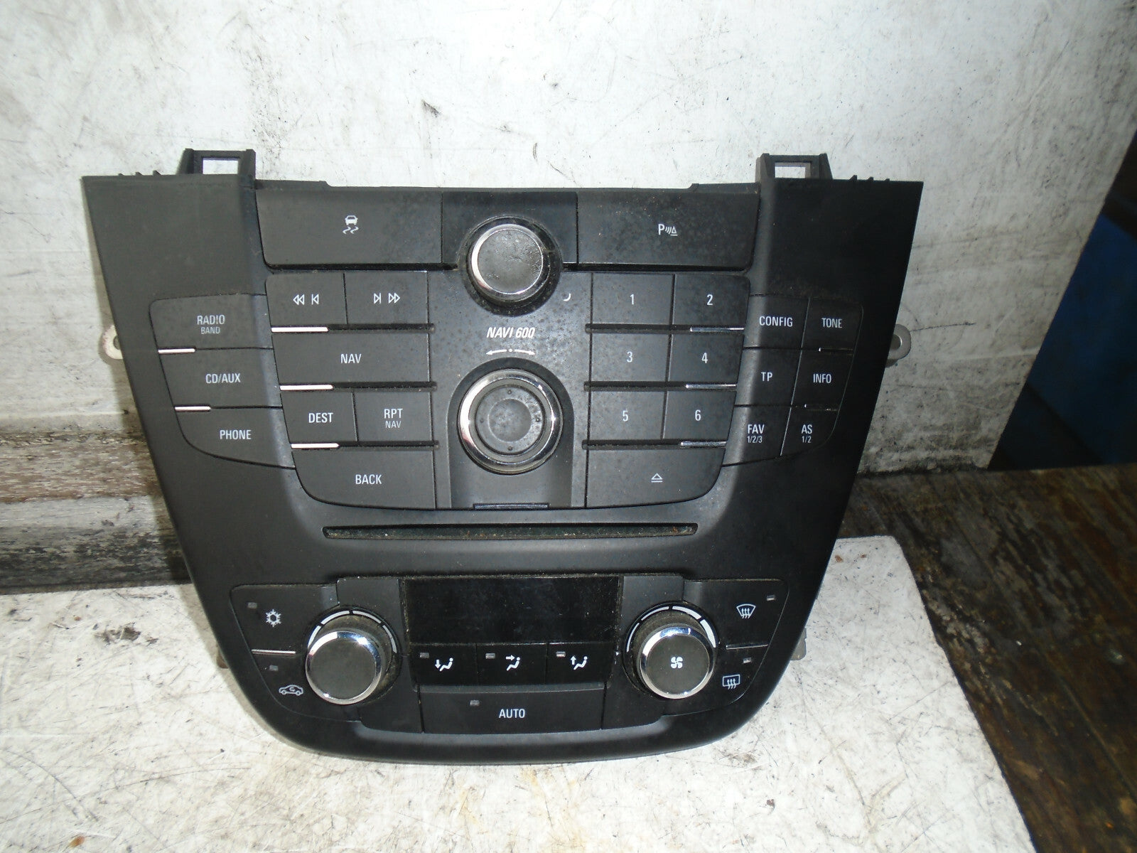VAUXHALL INSIGNIA MK1 2012 RADIO HEATER AC CLIMATE CONTROL PANEL 20997887