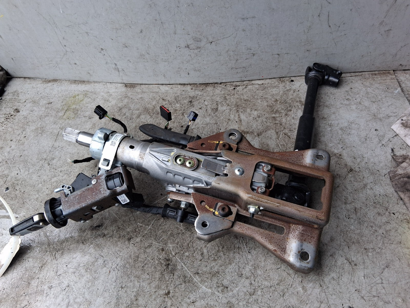 2017 ZAFIRA C TOURER STEERING COLOUMN WITH IGNITION BARREL & KEY 23284104