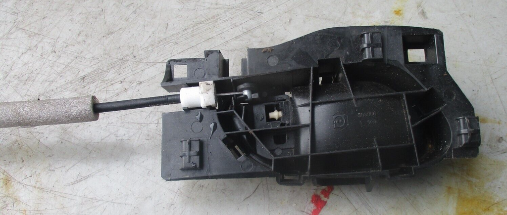 2021 VAUXHALL VIVARO PASSENGER SIDE FRONT DOOR LOCK MECHANISM AND HANDLE 1694254