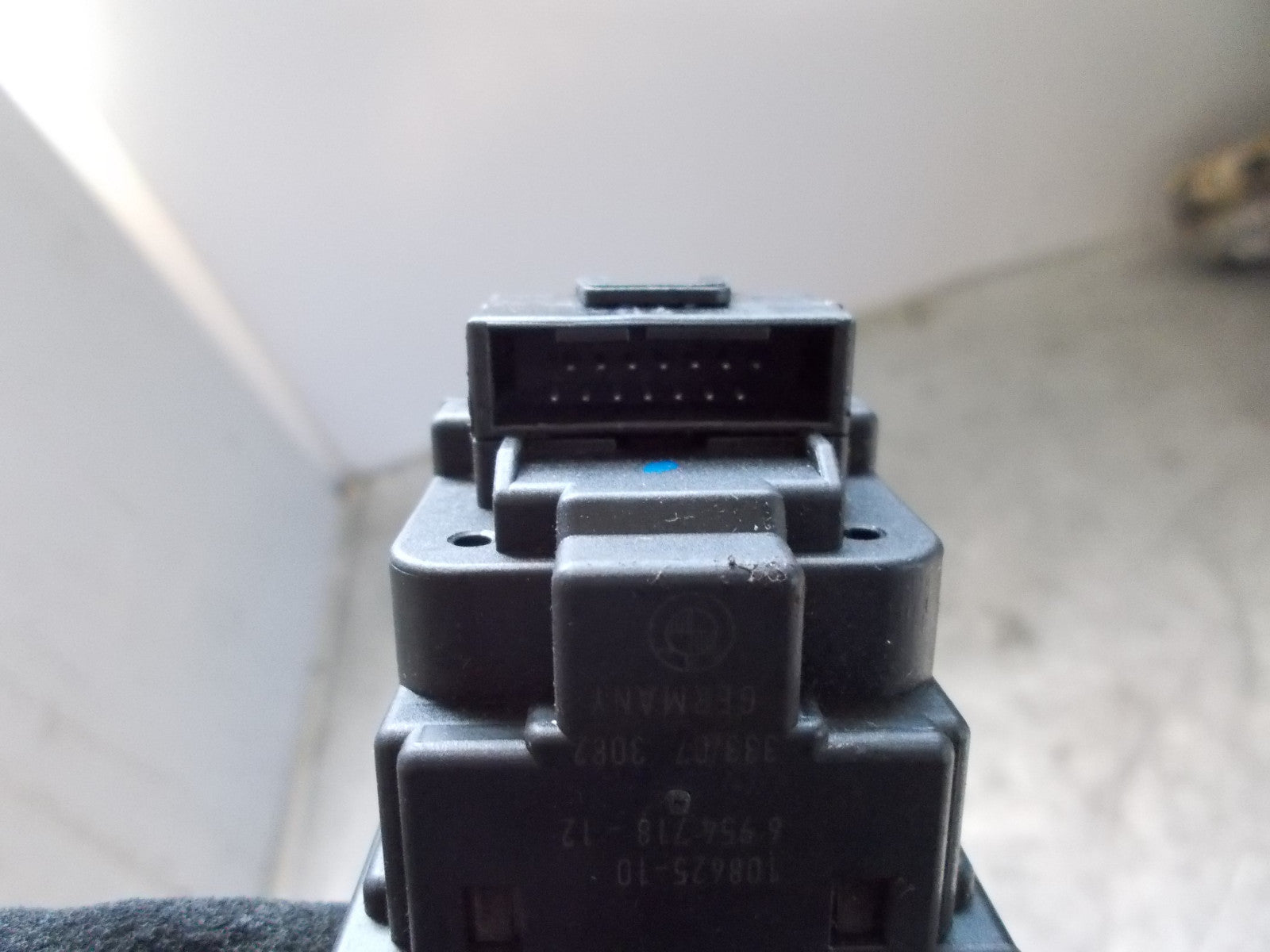 BMW 1 SERIES 2007 IGNITION SWITCH WITH KEY 6954718