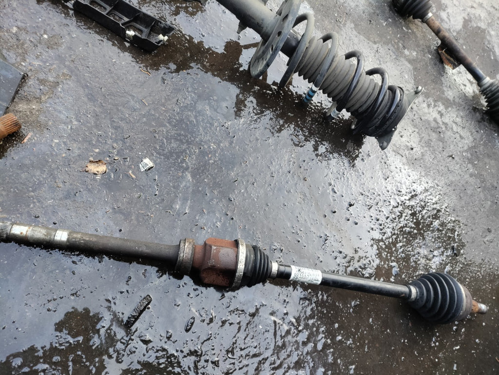 2019 CITROEN C4 GRAND SPACE TOURER 1.5 DIESEL DRIVER SIDE DRIVE SHAFT 9811176780
