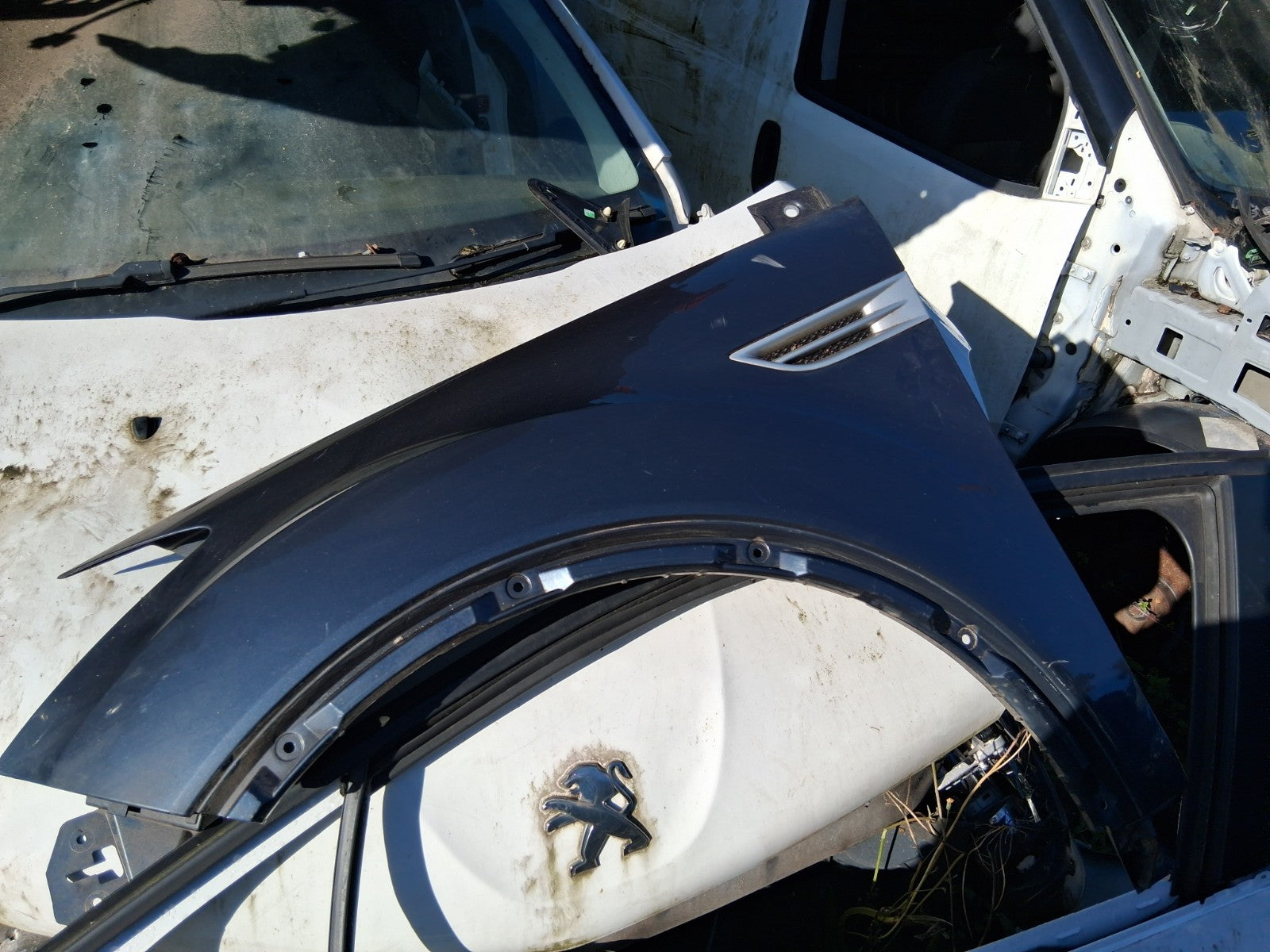 2009 FORD KUGA MK1 NSF PASSENGER SIDE FRONT LEFT WING PANEL SEA GREY H8