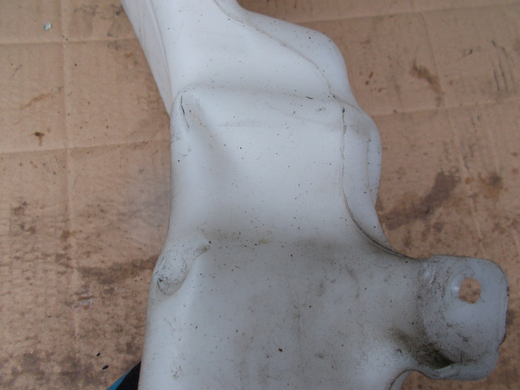 2015 FORD FIESTA MK6 WINDSCREEN WASHER BOTTLE 8A6117B613AF