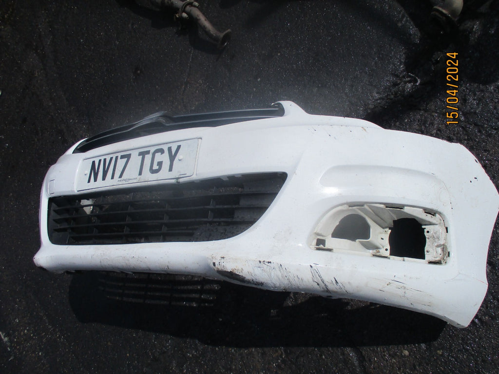 CITROEN C4 MK2 2017 FRONT BUMPER BADGE GRILL WHITE
