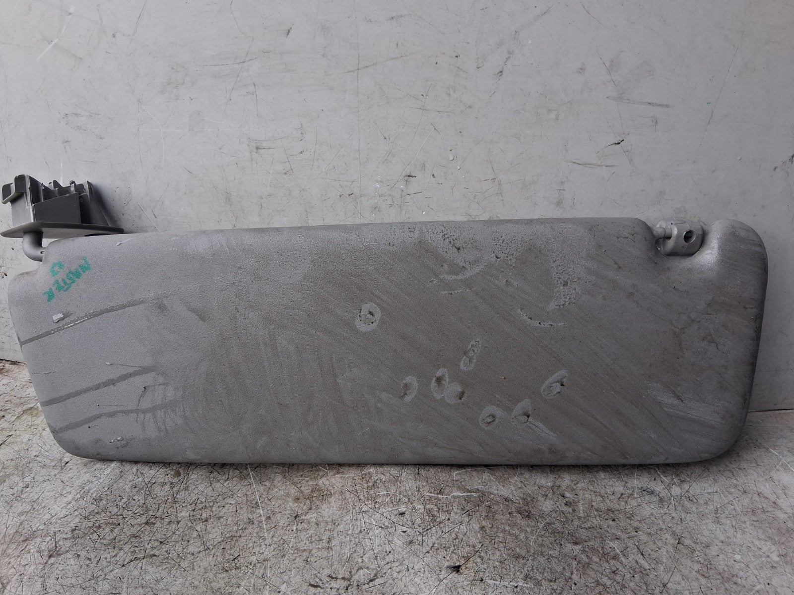 2023 RENAULT MASTER MK3 NSF PASSENGER SIDE FRONT LEFT SUN VISOR SHADE