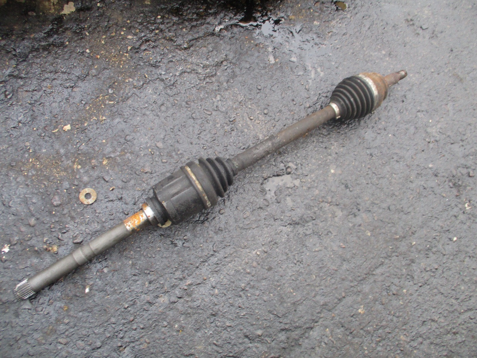 2012 VAUXHALL VIVARO MK1 OSF 2.0 DIESEL MANUAL DRIVER SIDE FRONT DRIVESHAFT