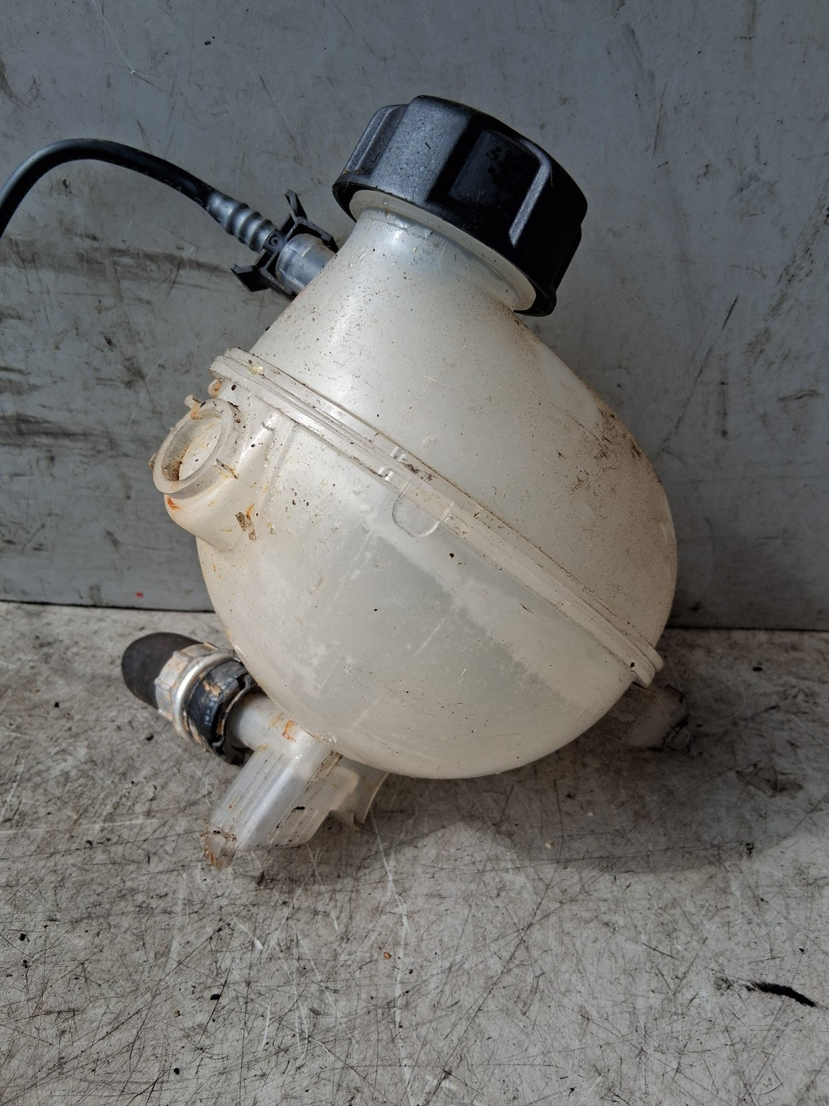 2021 CITROEN C3 MK3 1.2 PETROL WATER EXPANSION COOLANT OVERFLOW TANK 9800777280