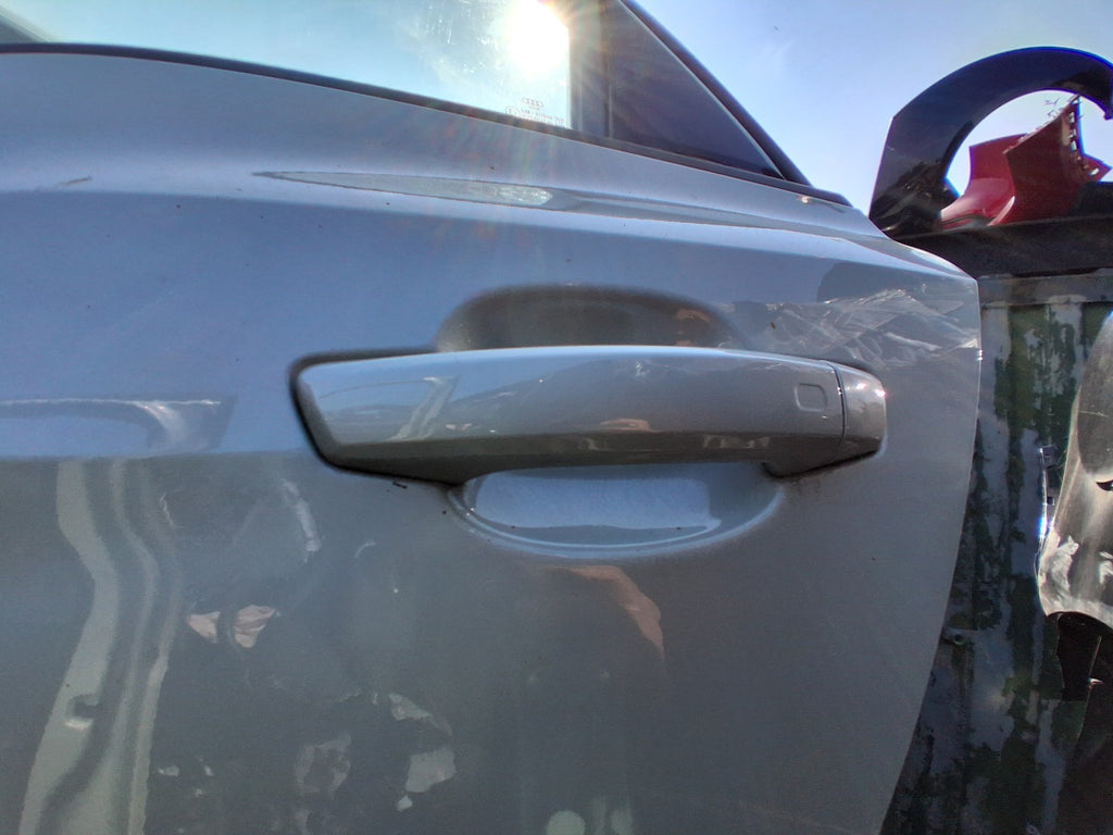 2023 AUDI A1 MK2 HATCH NSR PASSENGER REAR DOOR HANDLE DEW SILVER MET LX7E X7E