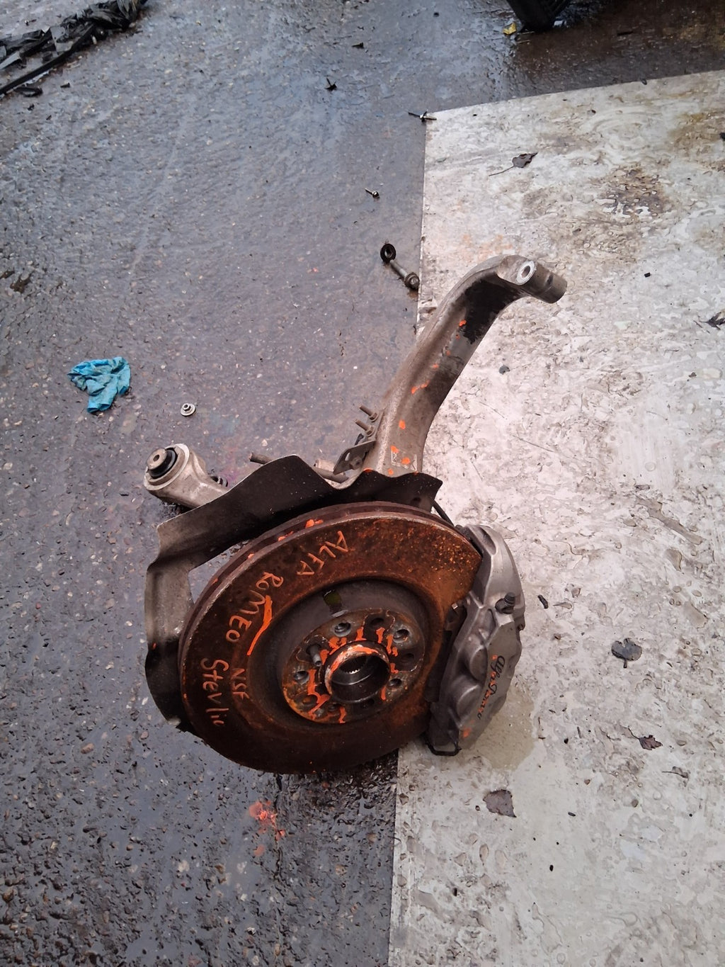 2022 ALFA ROMEO STELVIO 949 2.0 PETROL NSF PASSENGER SIDE FRONT WHEEL HUB