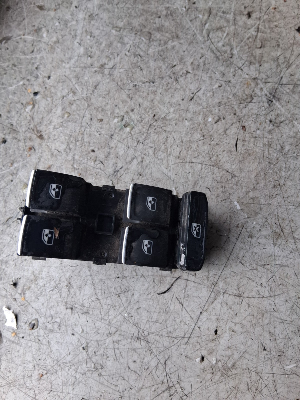 2023 VW VOLKSWAGEN TIGUAN OSF DRIVER SIDE FRONT WINDOW SWITCHES 5G0959857E
