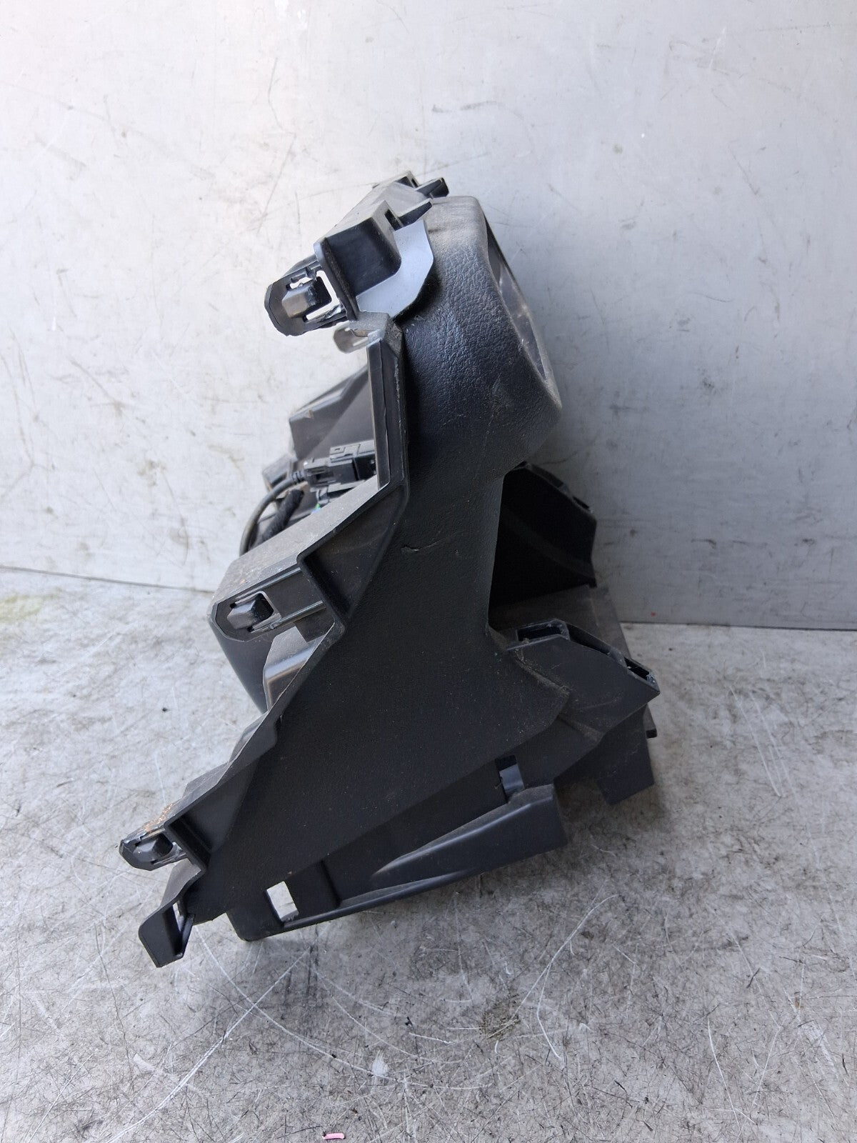 2019 NISSAN MICRA K14 DASHBOARD CENTRE CONSOLE FRONT PANEL TRAY 689225FF0A
