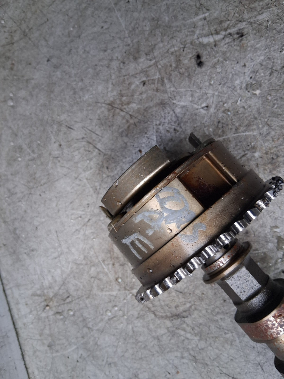 2018 VAUXHALL CORSA E PAIR OF CAMSHAFTS INLET 55562231