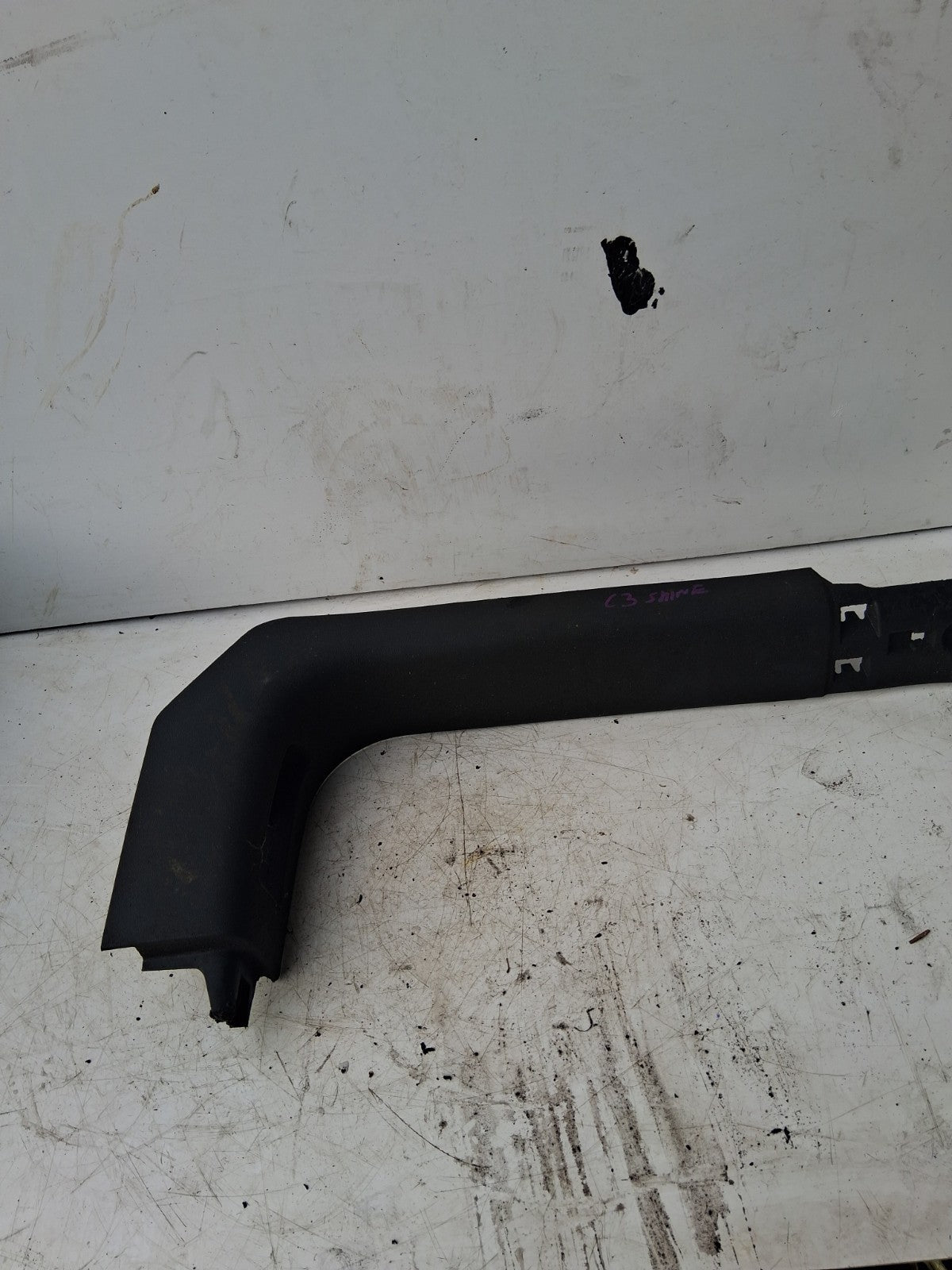 CITROEN C3 SHINE 2021 INNER LEFT DOOR SILL TRIM 9812233177