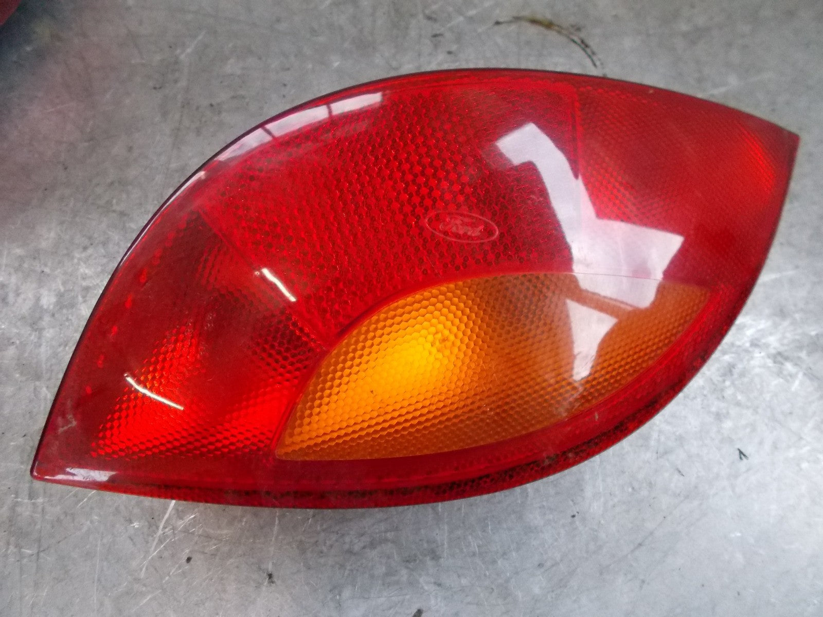 2008 FORD KA 3DR OSR DRIVERS SIDE REAR LIGHT TAIL LIGHT 97KG13N004AB
