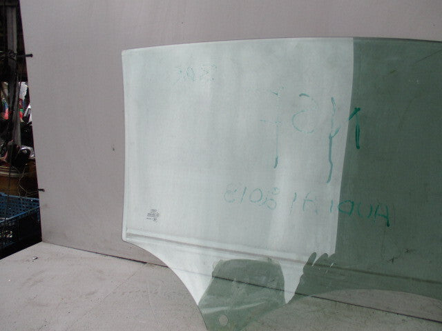 2010 AUDI A1 8X NSF PASSENGER SIDE FRONT WINDOW GLASS