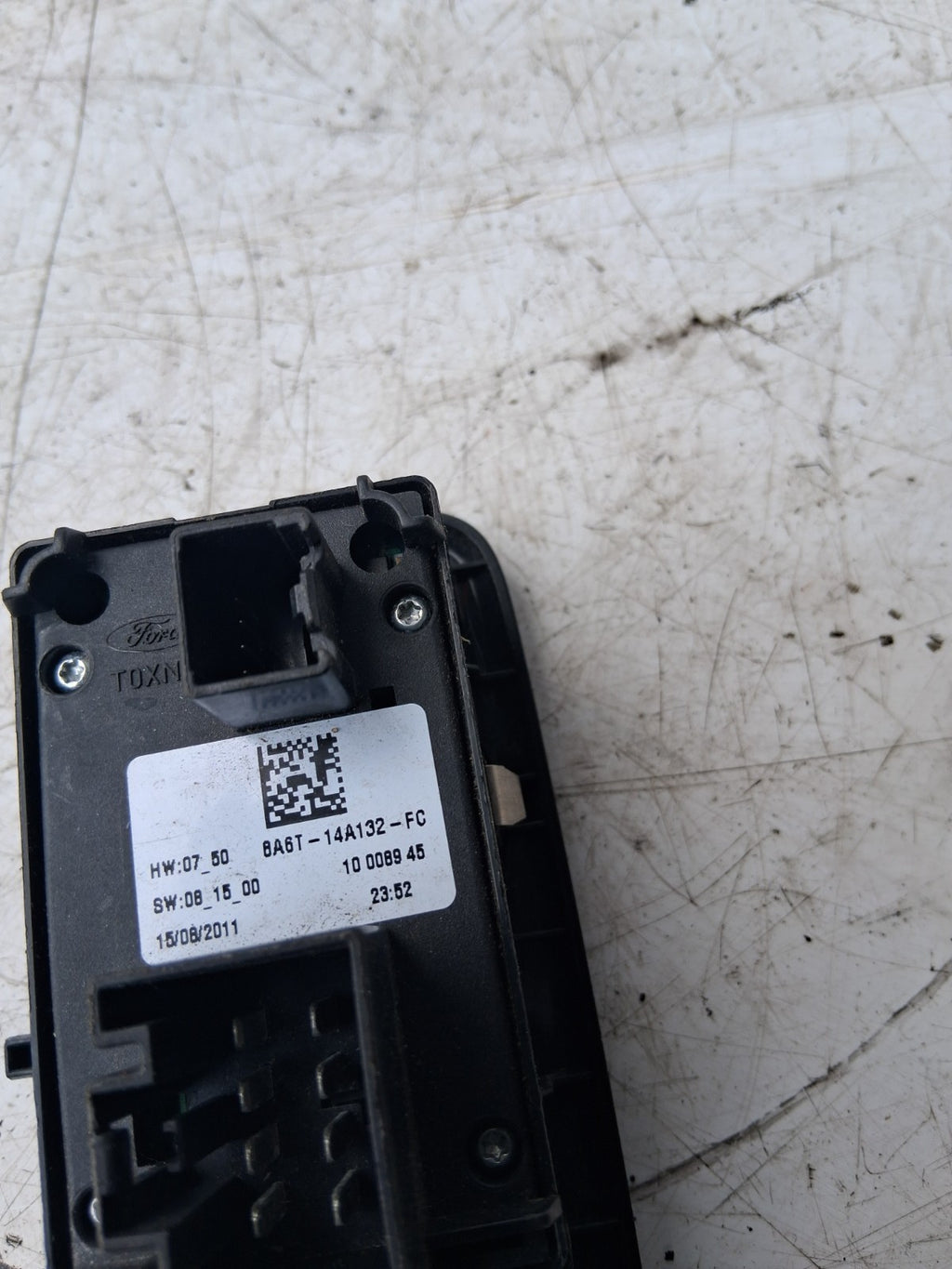 2013 FORD FIESTA FRONT WINDOW SWITCH 8A6T14A132FC