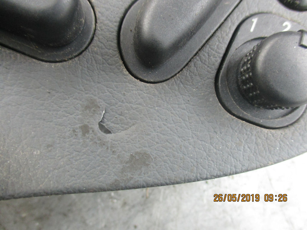 MERCEDES C CLASS CLK C209 SEAT ADJUSTMENT CONTROL SWITCHES