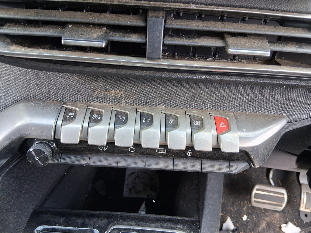 2023 PEUGEOT 5008 MK2 AC HEATER CLIMATE CONTROL SWITCH PANEL