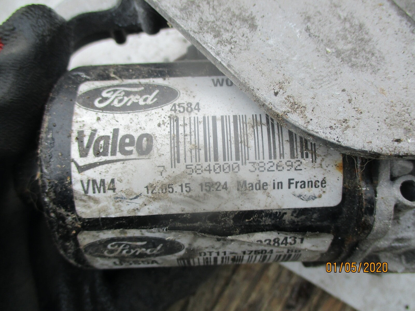 FORD MONDEO MK4 FRONT WINDSCREEN WIPER MOTOR DT11 17508 BB