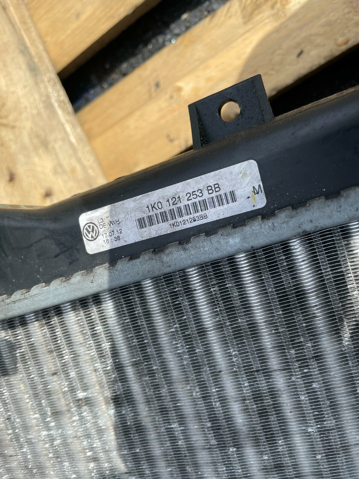 2012 VW VOLKSWAGEN GOLF MK6 1.6 DIESEL WATER COOLANT RADIATOR 1K0121253BB R37