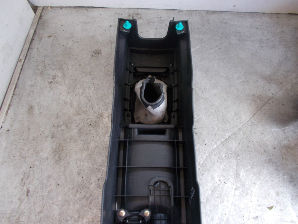 NISSAN NOTE E11 2008 1.4 CENTRE CONSOLE STORAGE COMPARTMENT 969109U010