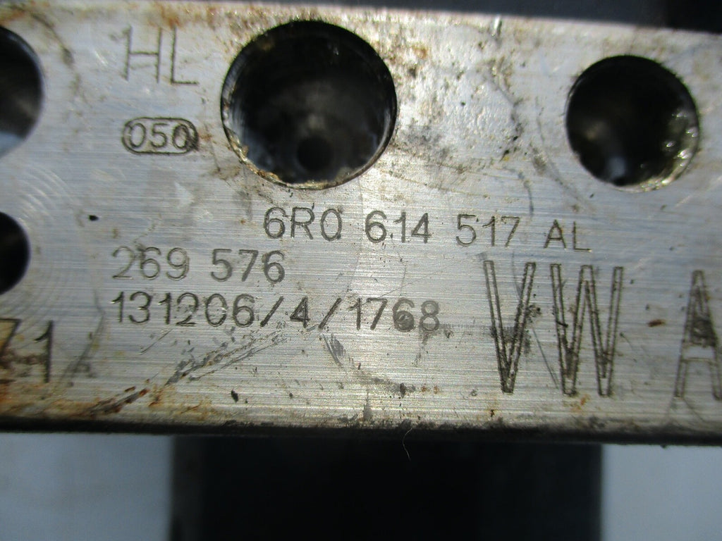 VOLKSWAGEN POLO 6R 1.4 PETROL ABS PUMP 6R0 907 379 BA