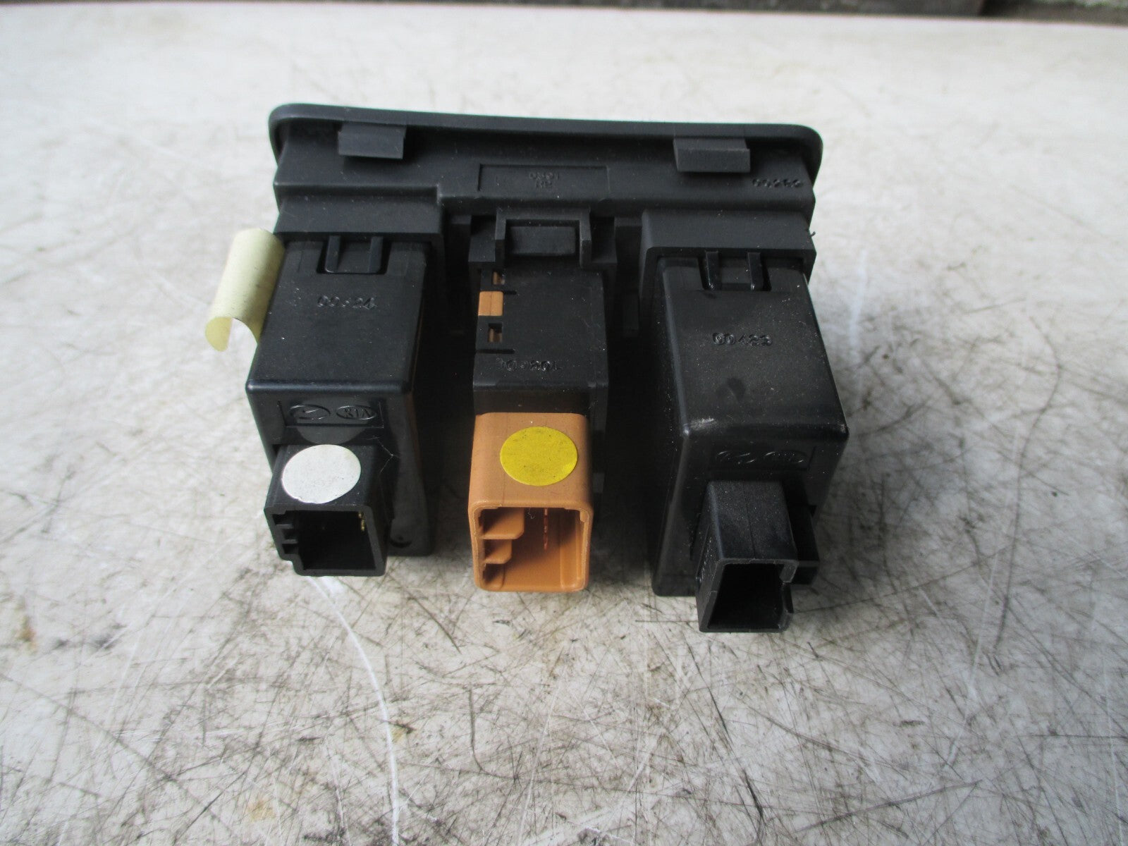 HYUNDAI I 30 1.6 LIGHTS ADJUSTMENT SWITCH LIGHT ADJUSTER 937002R930