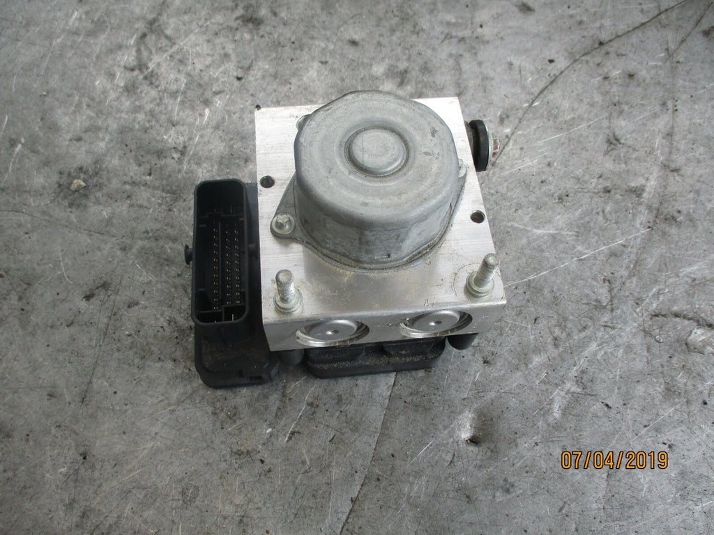 NISSAN MICRA K13 ABS PUMP & MODULE 2265106452