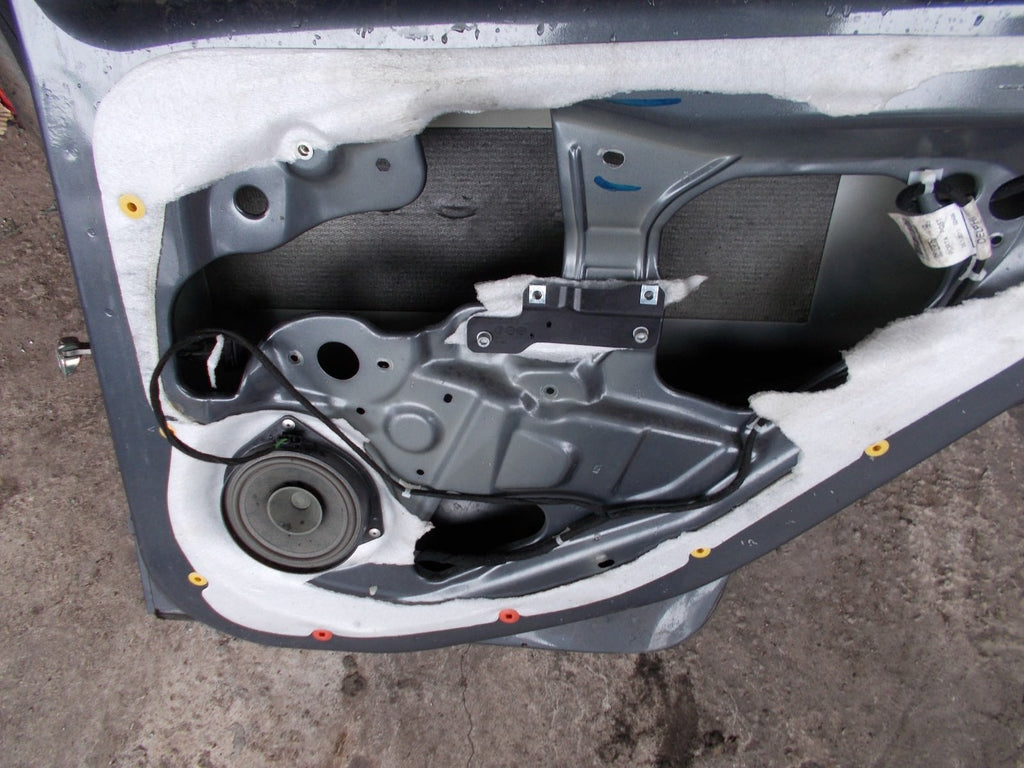 2006 FIAT GRANDE PUNTO OSR DRIVERS SIDE REAR DOOR COMPLETE SILVER 589/A