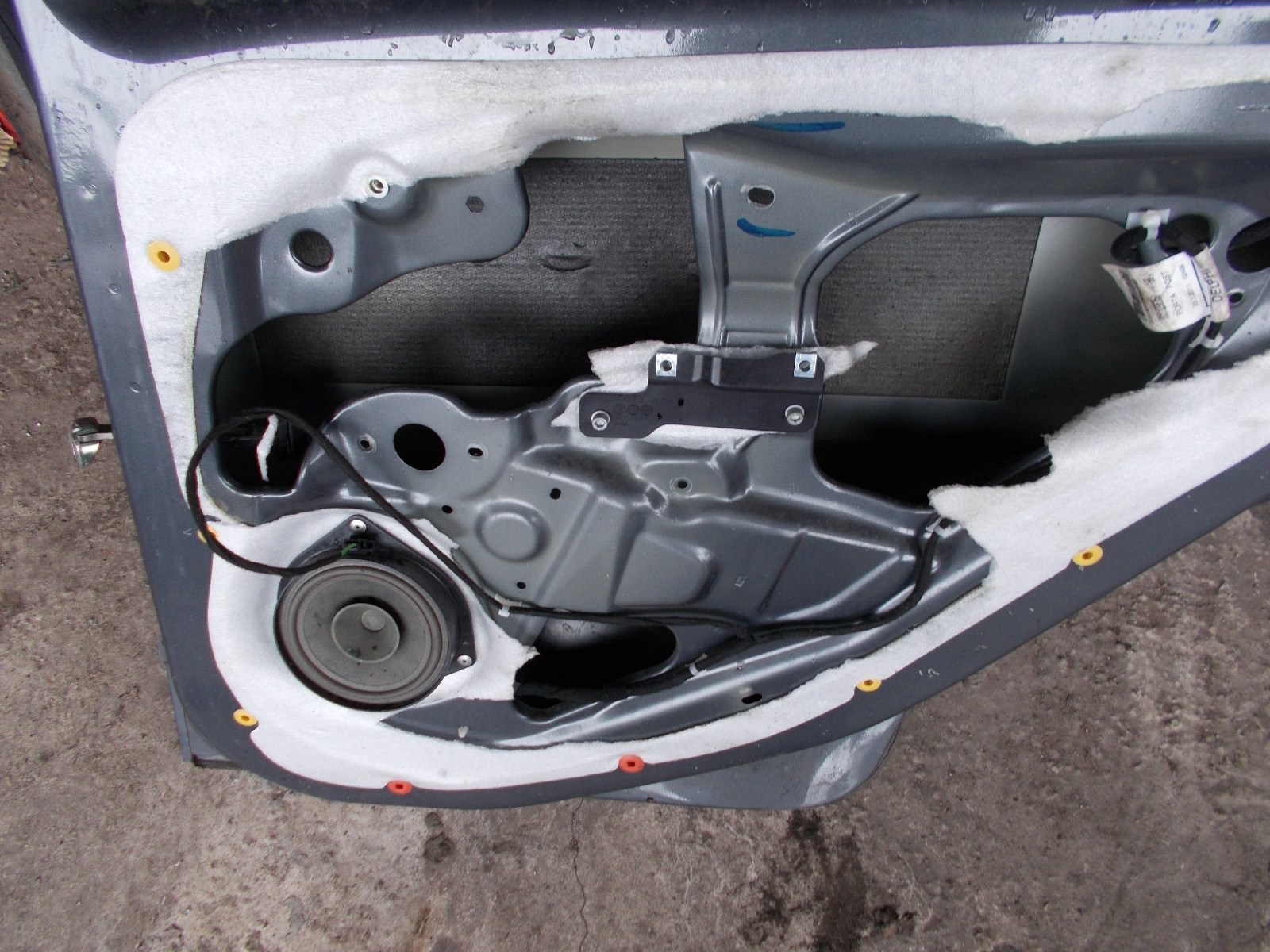 2006 FIAT GRANDE PUNTO OSR DRIVERS SIDE REAR DOOR COMPLETE SILVER 589/A