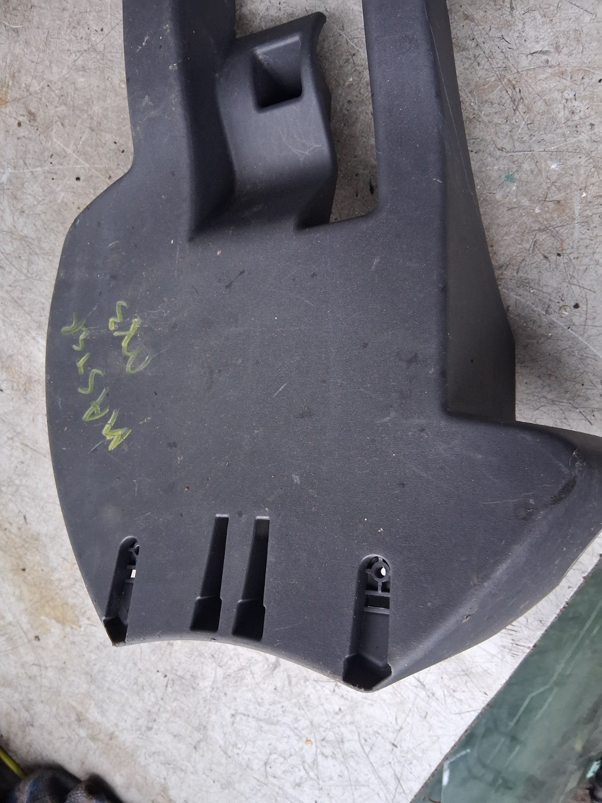 2020 RENAULT MASTER MK3 STEERING COLUMN COWL TRIM 484724378R