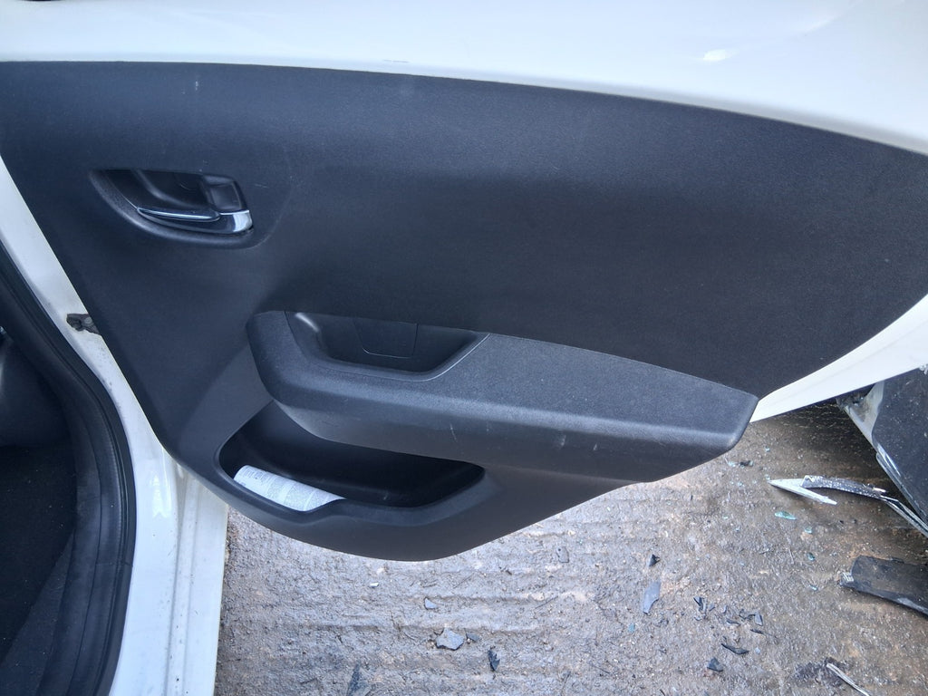 2018 CITROEN C1 FLAIR MK2 OSR DRIVER SIDE REAR COMPLETE DOOR LIPIZAN WHITE KWD