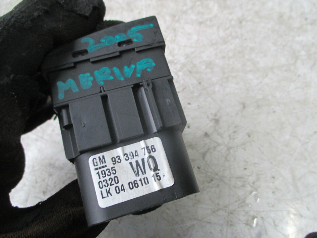 VAUXHALL MERIVA A MK1 HEADLIGHT ADJUSTMENT CONTROL SWITCH 93394756