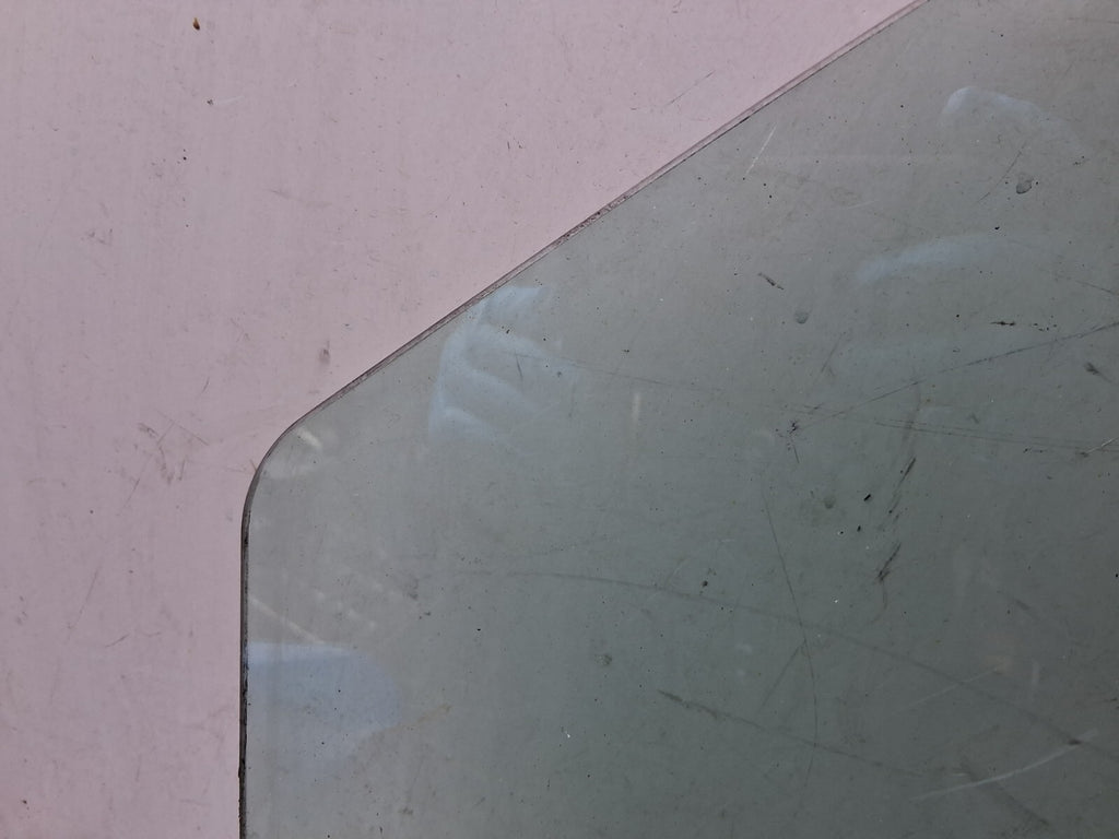 2021 VAUXHALL VIVARO OSF DRIVER SIDE FRONT RIGHT WINDOW GLASS 43R00049