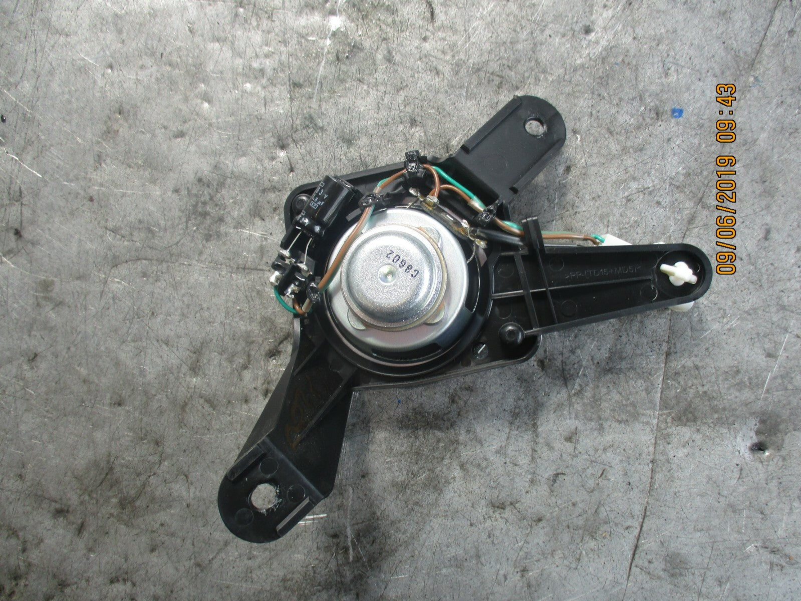 LEXUS IS XE20 NSF PASSENGER SIDE FRONT DOOR SPEAKER TWEETER 8616053250