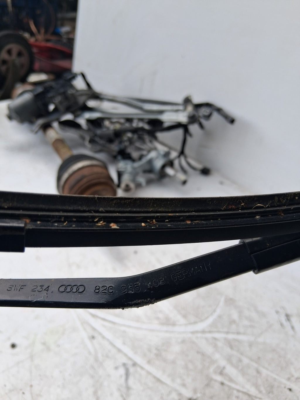 2024 AUDI A2 FRONT WINDSCREEN WIPER ARMS 82C955408