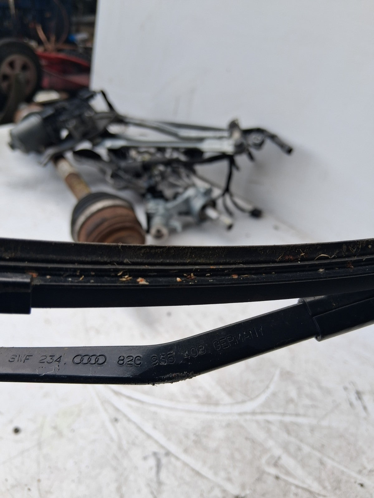 2024 AUDI A2 FRONT WINDSCREEN WIPER ARMS 82C955408