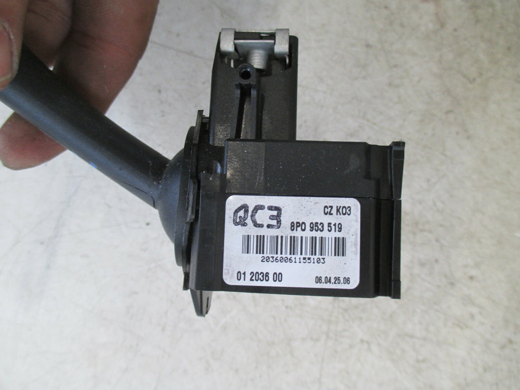 AUDI A3 2006 8P FRONT WINDSCREEN WIPER CONTROL STALK 8P0953519
