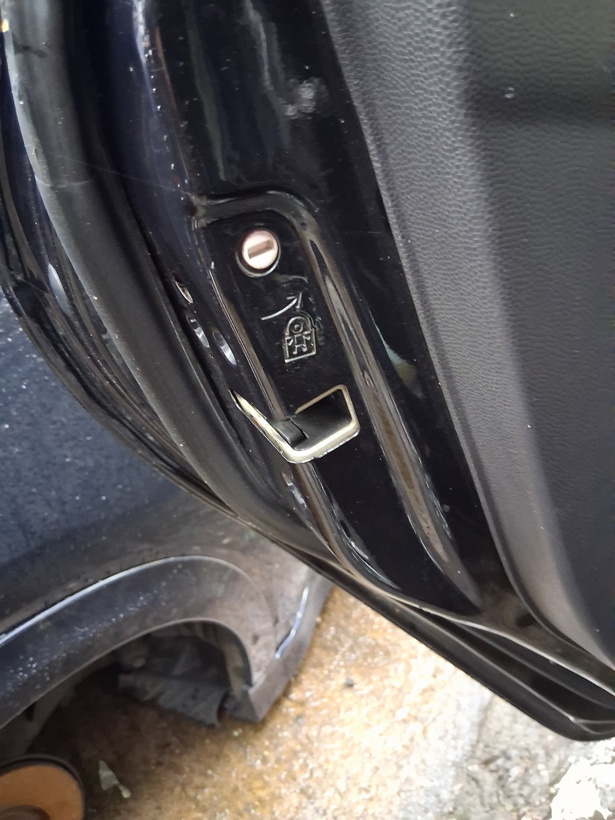 2014 FORD FIESTA MK7 NSR PASSENGER SIDE REAR COMPLETE DOOR PANTHER BLACK DC