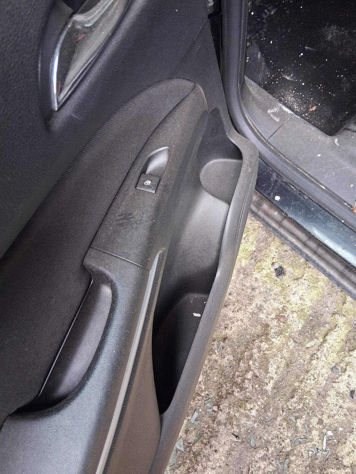 2014 VAUXHALL ZAFIRA TOURER C MK3 NSR PASSENGER SIDE REAR WINDOW CONTROL SWITCH
