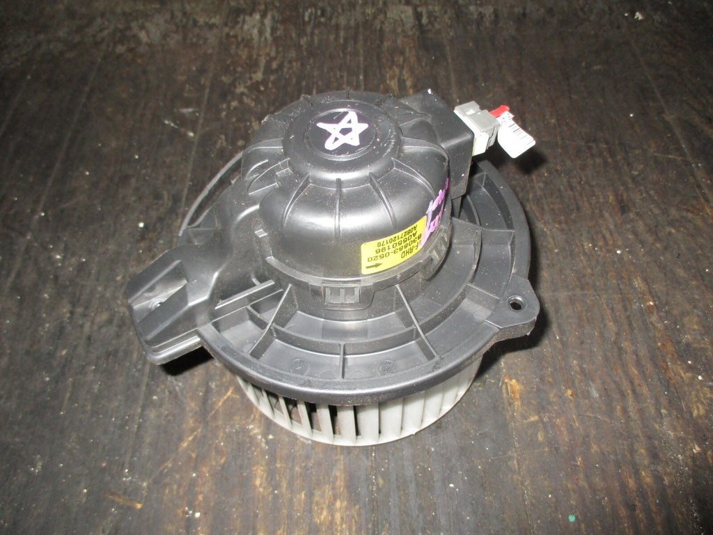 HYUNDAI I40 MKI 2013 HEATER BLOWER MOTOR FAN B308830520